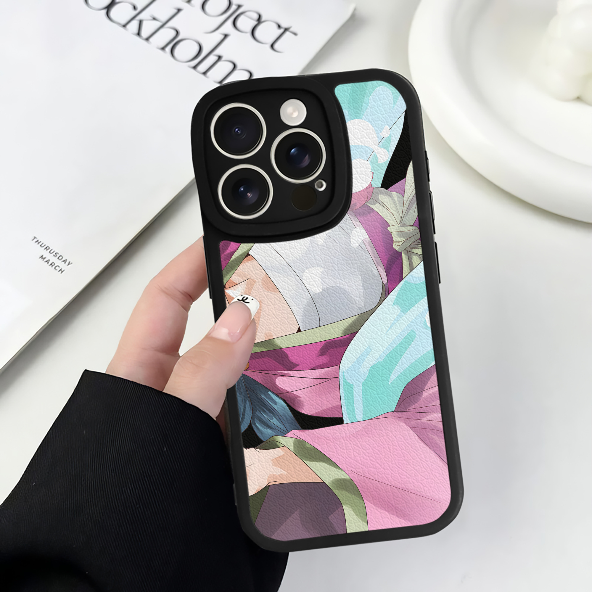 （画像用） 薬屋のひとりごと The Apothecary Diaries 【iPhone 16シリーズ対応】シリコンスマホケース（レザー調） 材質：シリコン